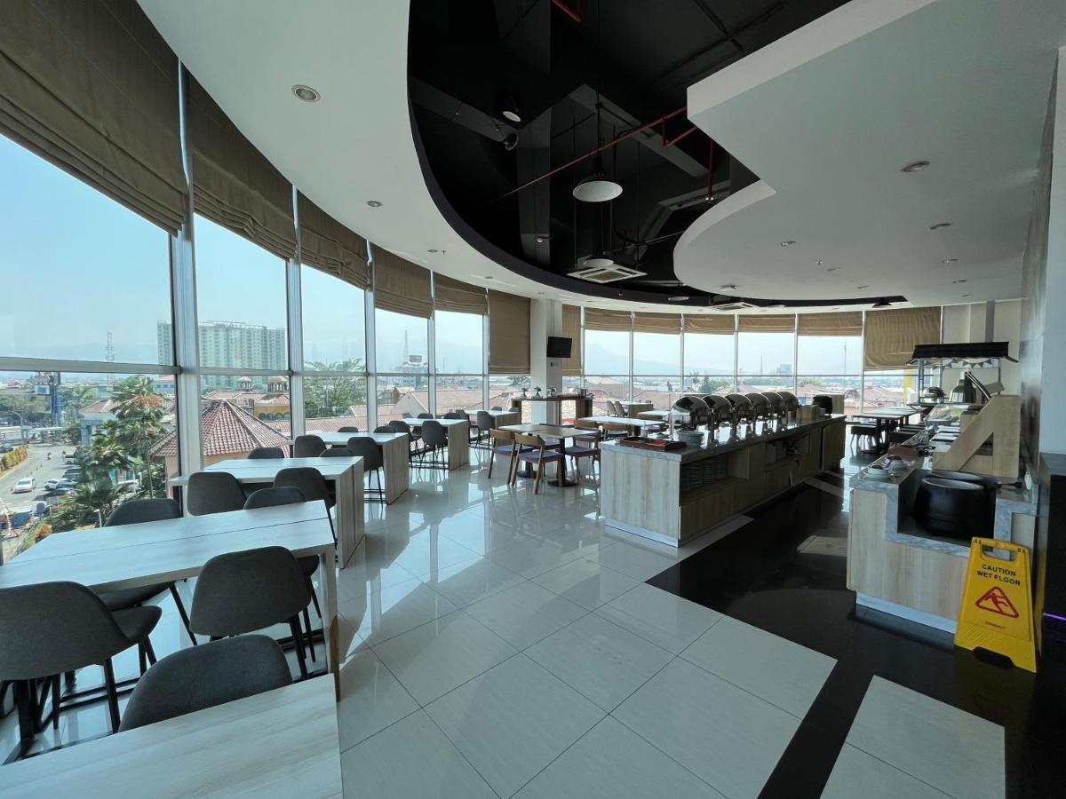 Luminor Hotel Metro Indah - Bandung By Wh Cicadas Buitenkant foto