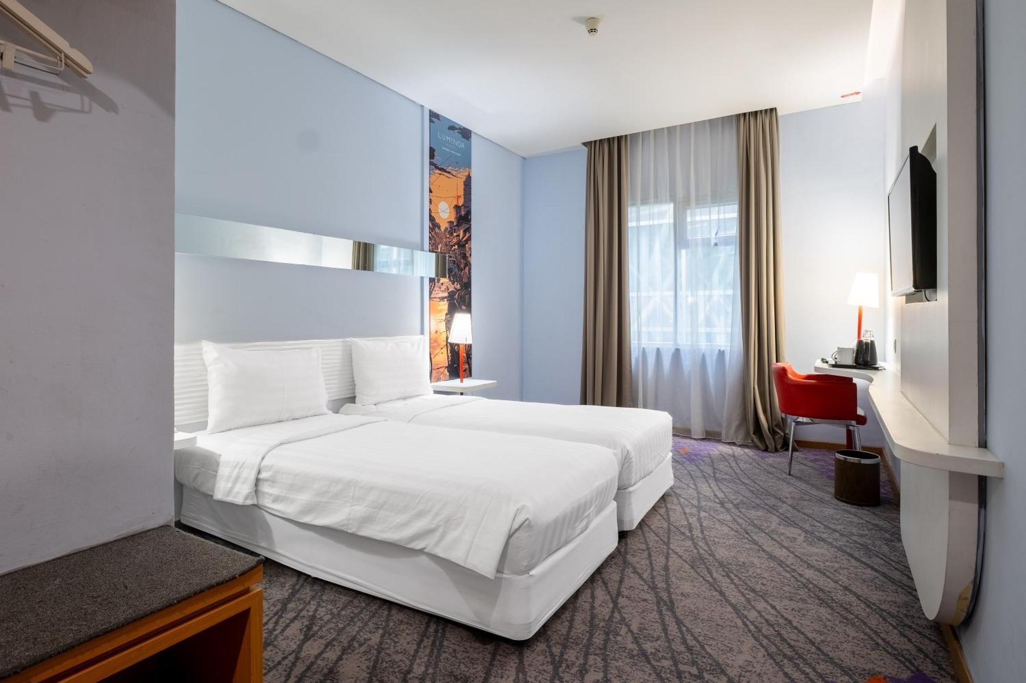 Luminor Hotel Metro Indah - Bandung By Wh Cicadas Buitenkant foto