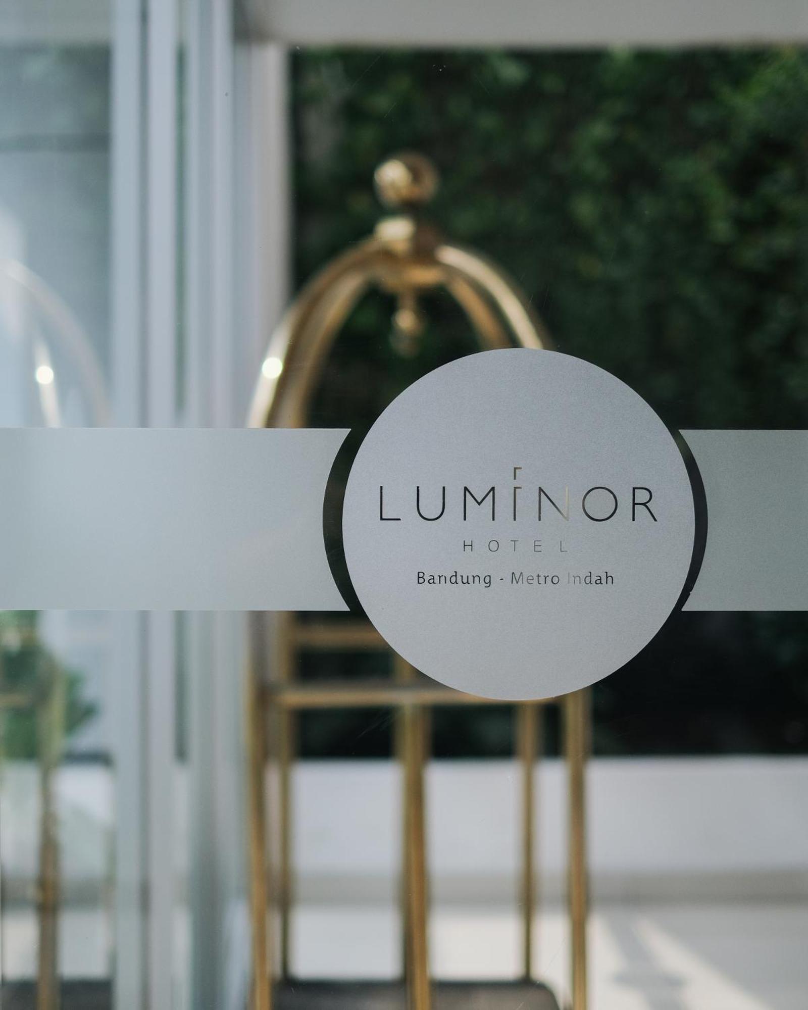 Luminor Hotel Metro Indah - Bandung By Wh Cicadas Buitenkant foto