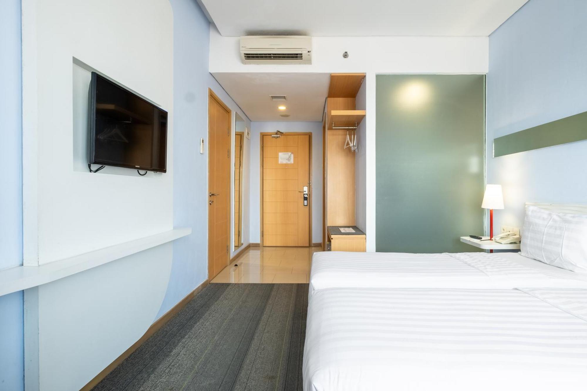 Luminor Hotel Metro Indah - Bandung By Wh Cicadas Buitenkant foto
